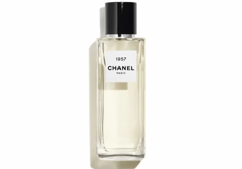 Chanel 1957 Review: A Clean, Musky Ode to Elegance